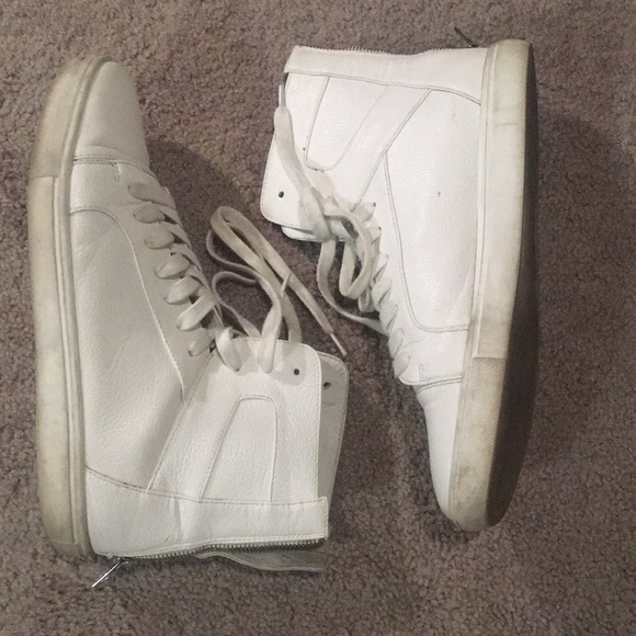 white high top uptowns